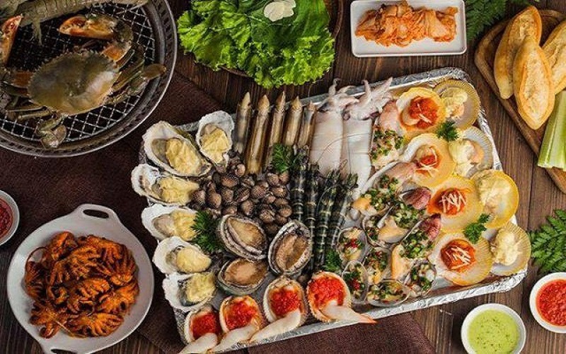 Chiêm bao mơ thấy mình ăn tiệm bữa tối Chiêm bao mơ thấy mình ăn tiệm bữa tối